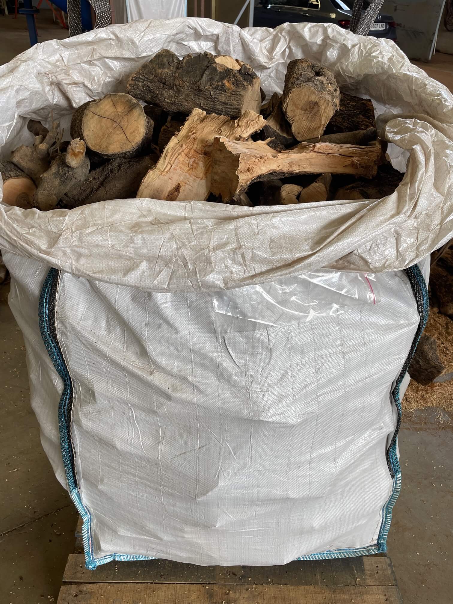 Lena de olivo saca 2 sacos de astillas 4kg saco de pinas 35l ricosan